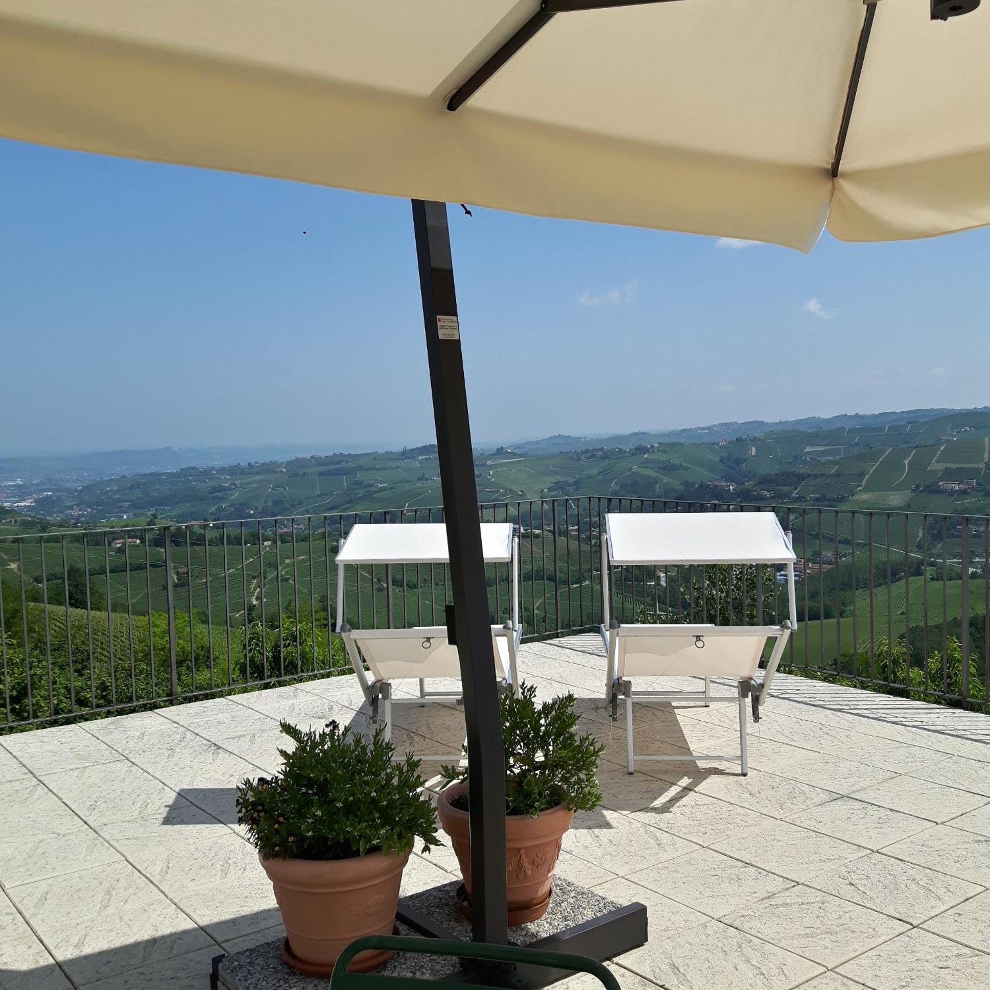 Agriturismo Cascina Rabalot Diano d'Alba Luaran gambar