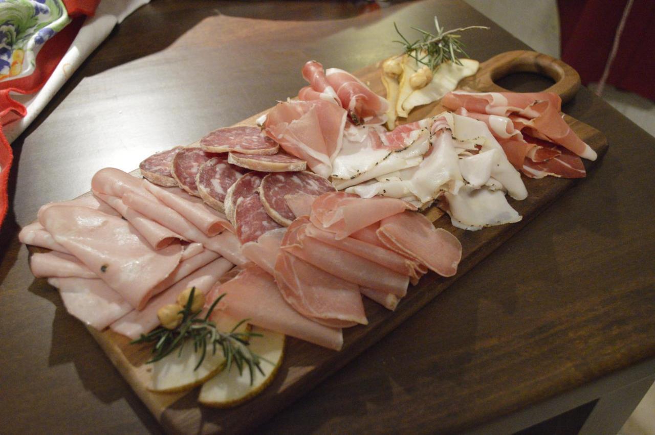 Agriturismo Cascina Rabalot Diano d'Alba Luaran gambar